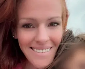 Imagem ilustrativa da imagem Mãe é acusada de sequestrar menino que ofendeu o filho com autismo nos EUA