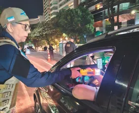 Imagem ilustrativa da imagem Mais de 300 motoristas são multados no Carnaval por recusarem teste do bafômetro