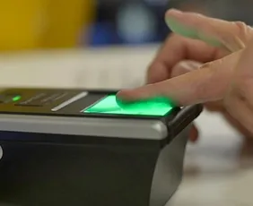 Imagem ilustrativa da imagem Mais de 870 mil eleitores do ES ainda não fizeram a biometria para votar este ano