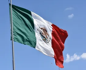 Imagem ilustrativa da imagem México retoma visto eletrônico para brasileiros; veja o que muda