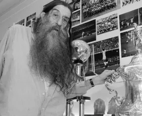 Imagem ilustrativa da imagem Morre Nelsinho, filho de Nelson Rodrigues e criador do Bloco dos Barbas