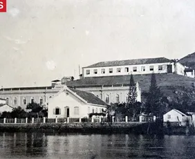 Imagem ilustrativa da imagem Negativos de vidro do Arquivo Público de Vitória revelam imagens no século 20