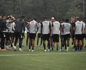 Imagem ilustrativa da imagem Nuno Moreira, Johan Rojas, Marino Hinestroza e Adson: disputa aberta no ataque