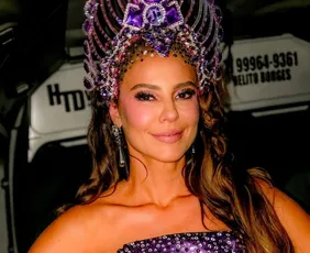 Imagem ilustrativa da imagem O fato é: estou solteira e curtindo, diz Paolla Oliveira