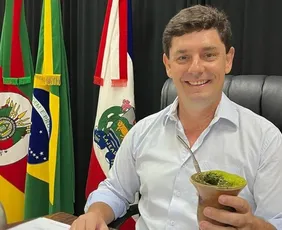 Imagem ilustrativa da imagem PF prende ex-prefeito de Lajeado (RS) por suspeita de fraude em obras pós-enchente