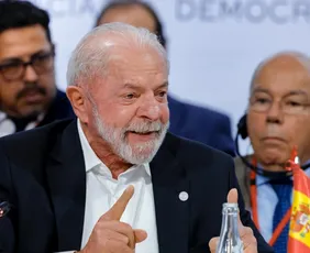 Imagem ilustrativa da imagem Países que criaram a ONU para garantir a paz viraram senhores da guerra, diz Lula