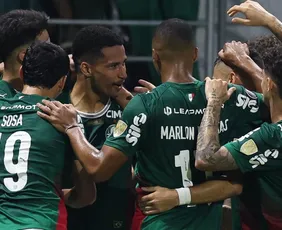 Imagem ilustrativa da imagem Palmeiras sofre, mas bate Sporting Cristal e conquista 1ª vitória na Libertadores