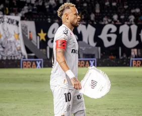 Imagem ilustrativa da imagem Panini confirma álbum da Copa do Mundo sem a presença de Neymar