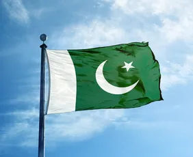 Imagem ilustrativa da imagem Paquistão mobiliza tropas e impõe toque de recolher após protestos contra ataques