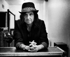 Imagem ilustrativa da imagem Phil Campbell, guitarrista do Motörhead, morre aos 64 anos