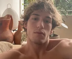 Imagem ilustrativa da imagem Pietro Antonelli, filho de Giovanna Antonelli e Murilo Benício, estreia como ator