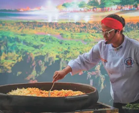 Imagem ilustrativa da imagem Polenta, caipirinha e torta gigantes: cidades seguem em busca de novos recordes