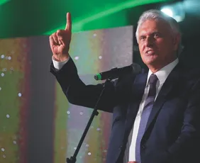 Imagem ilustrativa da imagem Pré-candidato à presidência faz elogios à operação que matou 122 no Rio