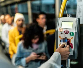 Imagem ilustrativa da imagem Presidente Lula determinou discussão sobre tarifa zero no transporte, diz ministro