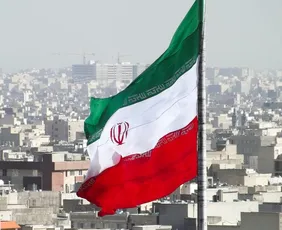 Imagem ilustrativa da imagem Presidente do Irã reaparece, organiza sucessão de líder e promete vingança