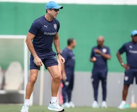 Imagem ilustrativa da imagem Pressionado, Flu busca reação contra Santos no Brasileirão