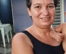 Imagem ilustrativa da imagem Professora é morta a tiros na calçada de casa em SC