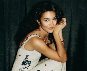 Imagem ilustrativa da imagem Quem é Olivia Dean, que vem sendo chamada de 'a nova Adele'