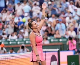 Imagem ilustrativa da imagem Sabalenka e Rybakina confirmam grande fase e vão decidir o título em Indian Wells