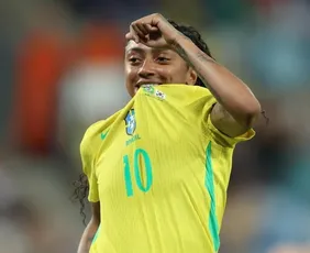 Imagem ilustrativa da imagem Seleção brasileira feminina goleia Coreia do Sul na estreia na Fifa Series