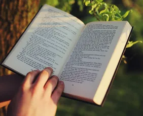 Imagem ilustrativa da imagem Sorteio de livros capixabas para assinantes de A Tribuna