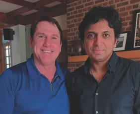 Imagem ilustrativa da imagem Sparks e Shyamalan unem seus talentos