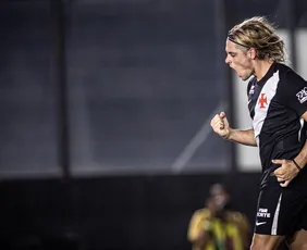 Imagem ilustrativa da imagem Spinelli ganha moral no Vasco após boa estreia