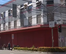 Imagem ilustrativa da imagem Suspeito é encontrado dormindo em imóvel após furto de fios em Vila Velha