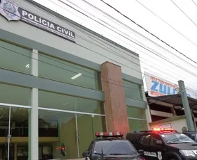 Imagem ilustrativa da imagem Suspeito é indiciado por tentativa de estelionato após tentar enganar comerciantes