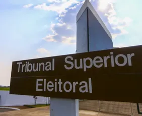 Imagem ilustrativa da imagem TSE aprova restrições para uso de IA nas eleições de outubro