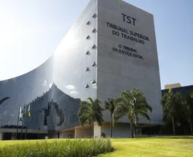 Imagem ilustrativa da imagem TST cria cotas para mulheres trans em vagas de empresas prestadoras de serviços