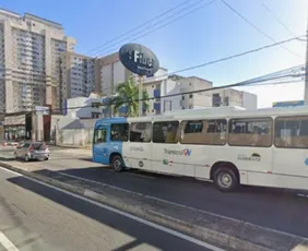 Imagem ilustrativa da imagem Trajeto dos ônibus vai mudar a partir de segunda na Rodovia do Sol; veja mudanças