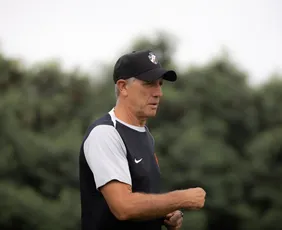 Imagem ilustrativa da imagem Vasco chega embalado para encarar o Grêmio em São Januário