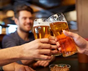 Imagem ilustrativa da imagem Veja a programação de quiosques e bares no fim de semana de Carnaval no ES