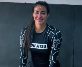 Imagem ilustrativa da imagem Veja o que se sabe sobre advogada que morreu após desaparecer na Praia do Leblon