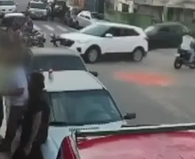 Imagem ilustrativa da imagem Vídeo mostra motorista cantando pneu antes de atropelamento de crianças em SP