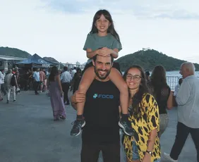 Imagem ilustrativa da imagem Vista privilegiada do Cais das Artes encanta o público em primeira noite