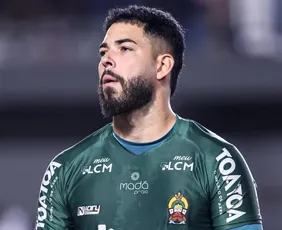 Imagem ilustrativa da imagem Vitória contrata goleiro de adversário na Série D