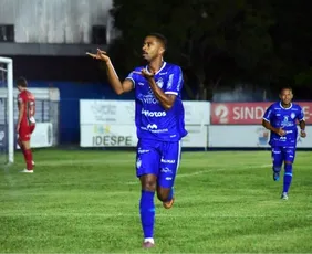 Imagem ilustrativa da imagem Vitória volta à liderança e rebaixa o Rio Branco VN