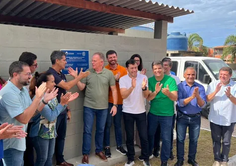 Imagem ilustrativa da imagem Arnaldinho surpreende e aparece em inauguração com Casagrande e Ricardo