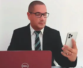 Imagem ilustrativa da imagem Advogado cai em golpe após bandidos clonarem voz de gerente de banco