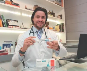Imagem ilustrativa da imagem Anvisa aprova caneta em dose tripla para perder peso. O que dizem os médicos?