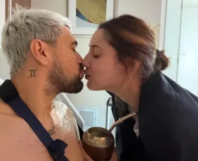 Imagem ilustrativa da imagem Arrascaeta recebe alta após cirurgia e inicia nova etapa de recuperação
