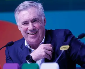 Imagem ilustrativa da imagem CBF renova contrato com Carlo Ancelotti até 2030