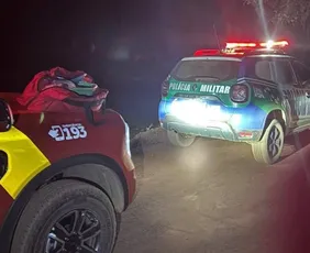 Imagem ilustrativa da imagem Carro cai em lago de condomínio e deixa seis mortos em GO; quatro eram irmãos