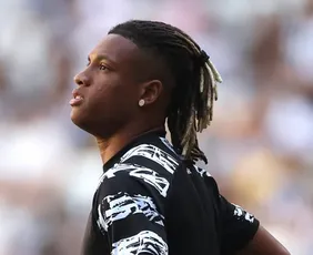 Imagem ilustrativa da imagem Com 12 jogos no Brasileirão, Danilo é cortado de Botafogo x Corinthians