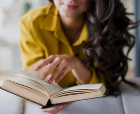 Imagem ilustrativa da imagem Consumo de livros aumenta e mulheres são campeãs de leitura