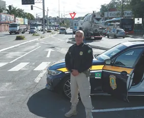 Imagem ilustrativa da imagem Contramão e alta velocidade para fugir de fiscalização