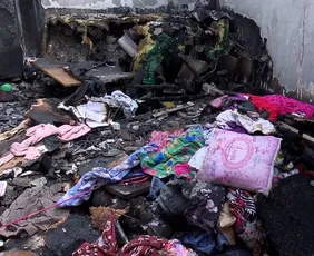 Imagem ilustrativa da imagem Crianças incendeiam a própria casa após brincarem com lâmpada