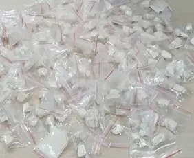 Imagem ilustrativa da imagem Droga conhecida conhecida como 'Miau Miau', famosa na Rússia, é apreendida no ES